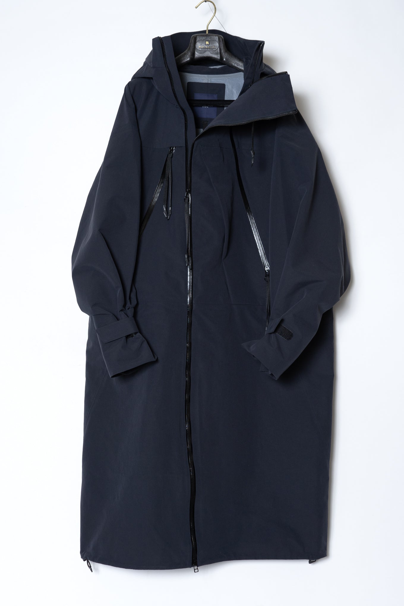 BREATHABLE WATERPROOF MOUNTAIN COAT / BLACK – RAINMAKER KYOTO